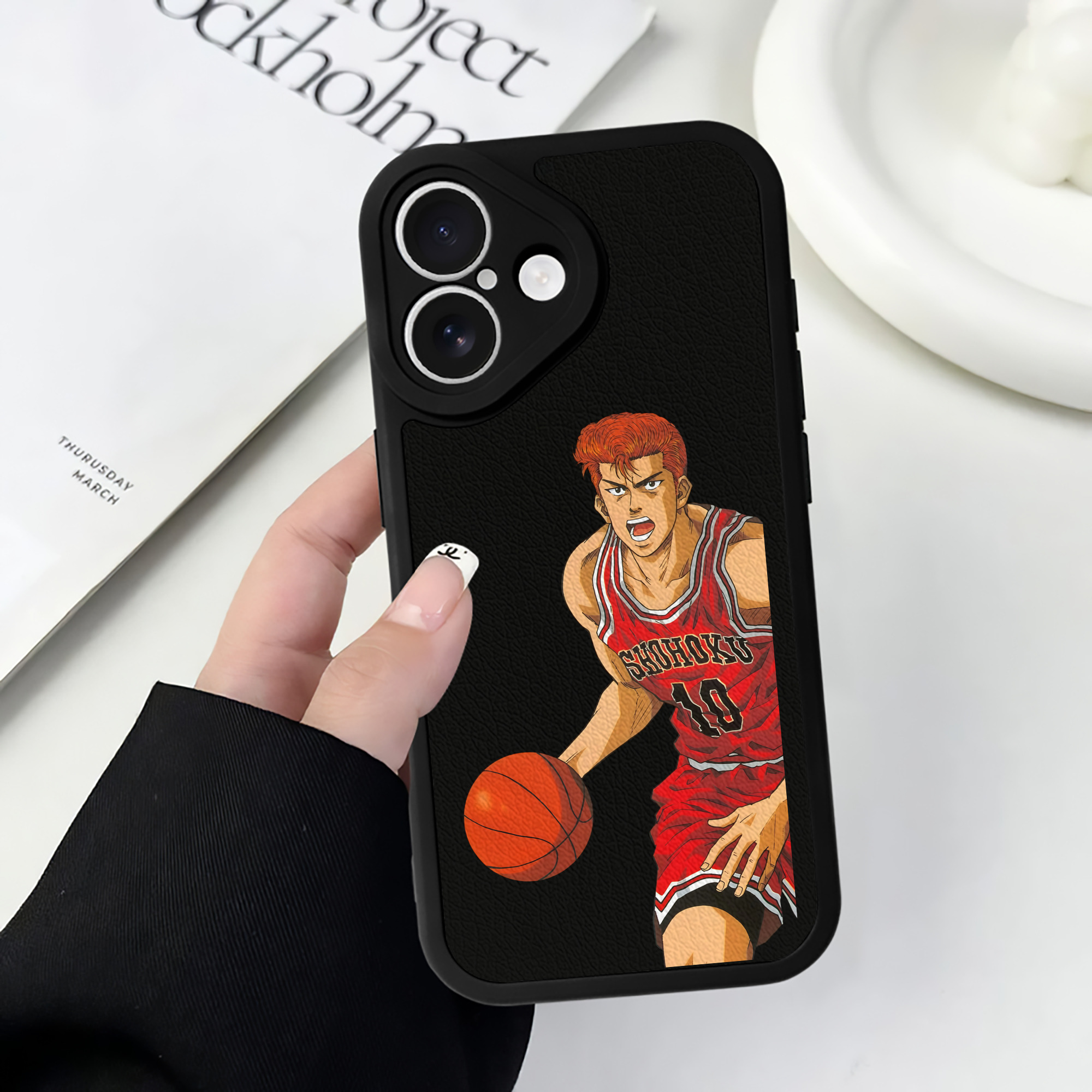 （画像用） SLAM DUNK／スラムダンク 【iPhone 16シリーズ対応】シリコンスマホケース（レザー調） 材質：シリコン
